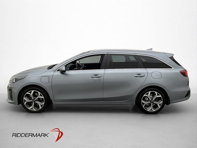 Bild 4 av Kia Ceed Sportswagon Plug-in Hybrid SW 141hk Drag Döda-vinkel Pano