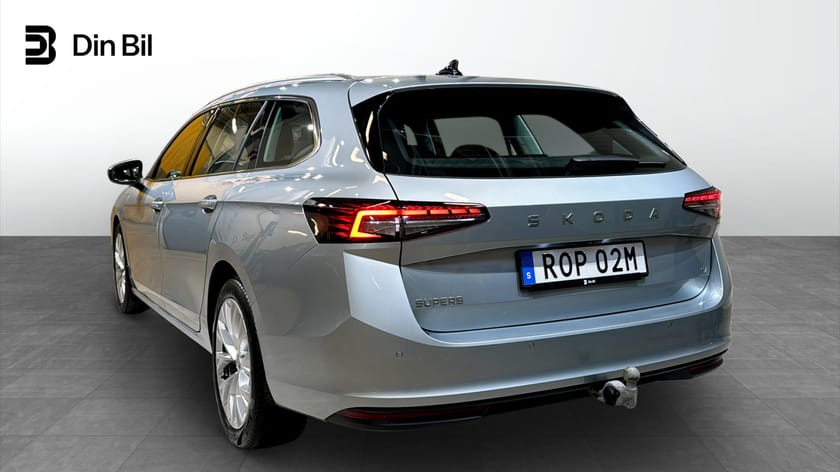 Bild 3 av Škoda Superb iV Kombi Selection 1,5 TSI DSG | Drag/B-kamera