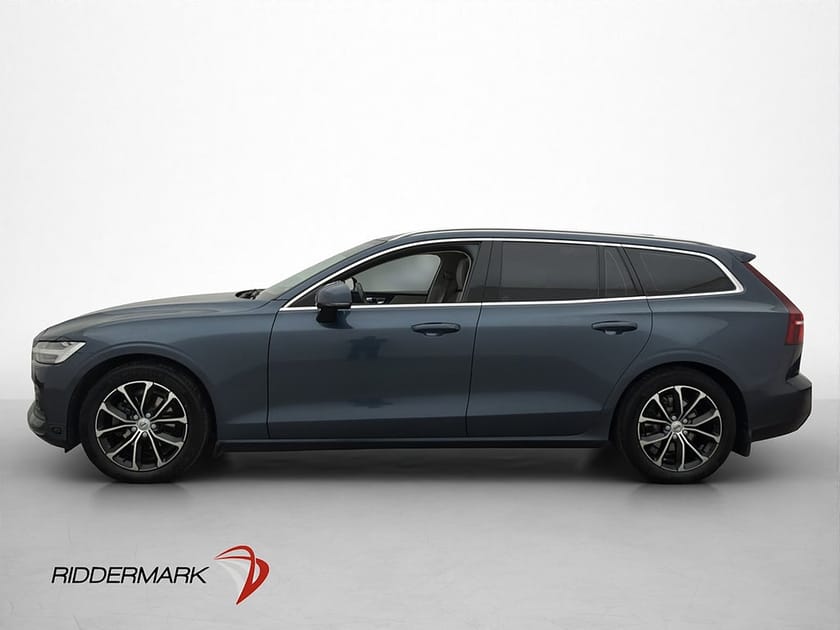 Bild 4 av Volvo V60 D4 Momentum 190hk HeadUp VOC Drag Pano H/K BLIS