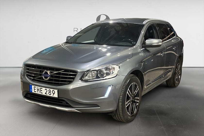 Bild 1 av Volvo XC60 D4 190 HK AUT SUMMUM DRAG D-VÄRM KAMREM BYTT 16700MIL