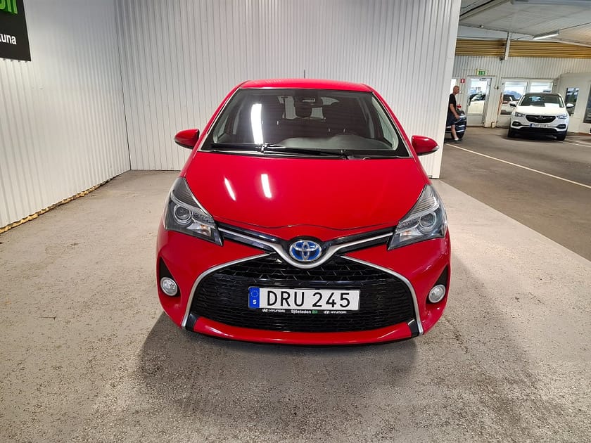 Bild 2 av Toyota Yaris Hybrid e-CVT Active Style Klima Farthållare Backkamera