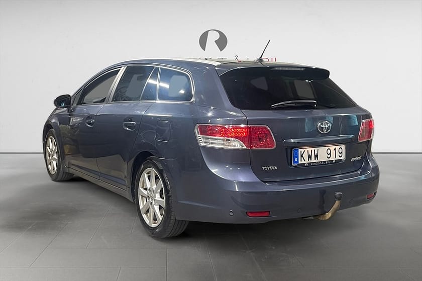 Bild 5 av Toyota Avensis Kombi 2.0  152 HK AUT PREMIUM DRAG PDC M&K 18300MIL