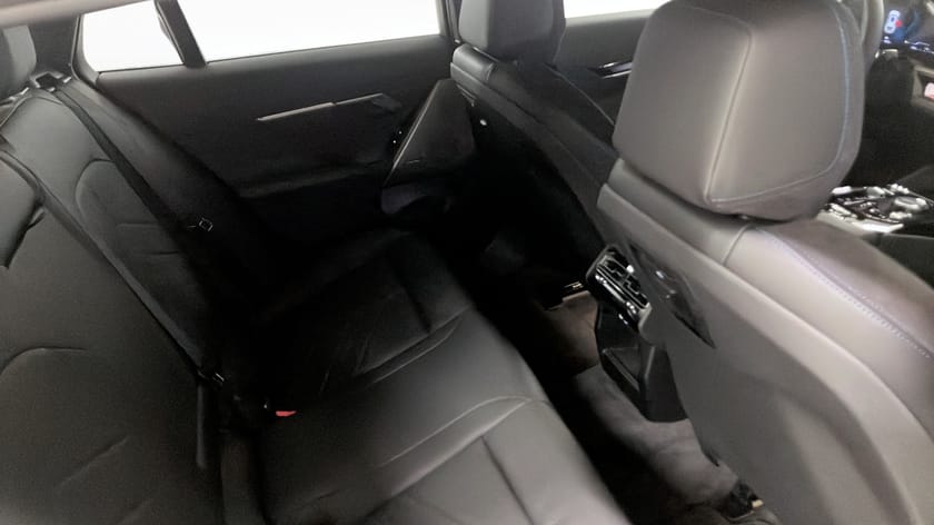 Bild 5 av BMW 530e xDrive Touring Innovation, H/K ljud, M sport