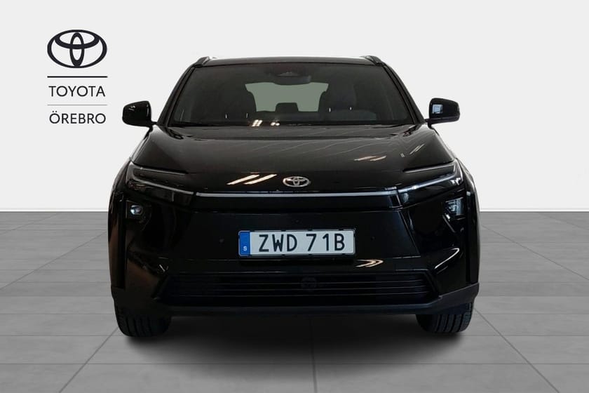Bild 5 av Toyota bZ4X Executive AWD 73,1 kWh 360-kamera V-hjul