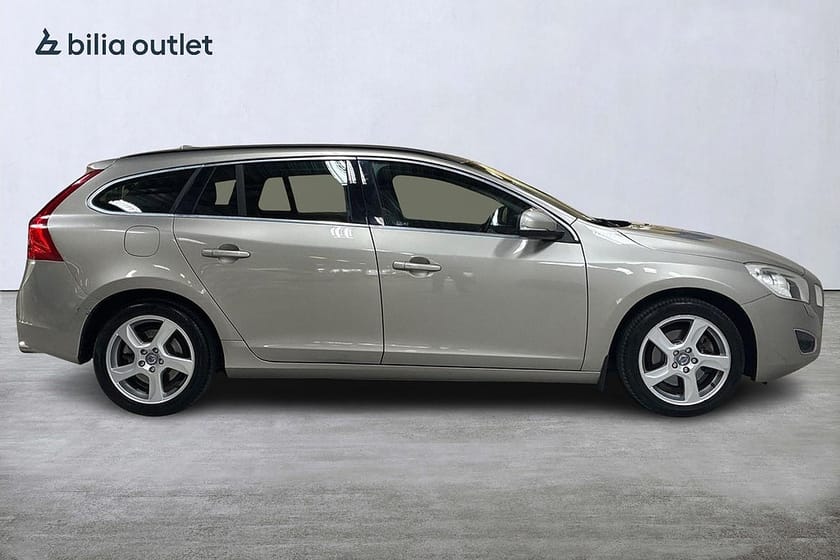Bild 5 av Volvo V60 T4 aut Momentum 180hk Navi P-sensor