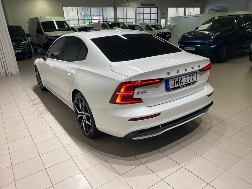 Bild 3 av Volvo S60 Recharge T8 Polestar Engineered