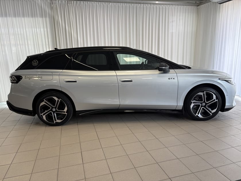 Bild 2 av Volkswagen ID.7 GTX Tourer 340Hk Demobil