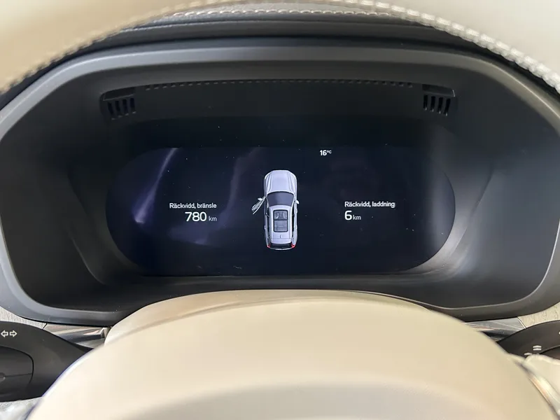 Bild 12 av 17 – Volvo XC60 T6 Ultra Dark