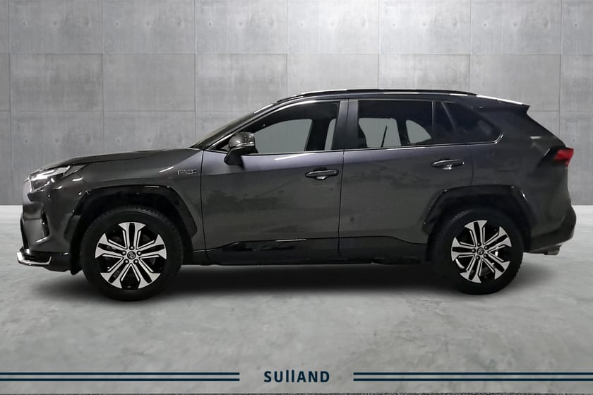 Bilde 2 av Toyota RAV4 Plug-in Hybrid Active Tech AWD-i I 75 km WLTP