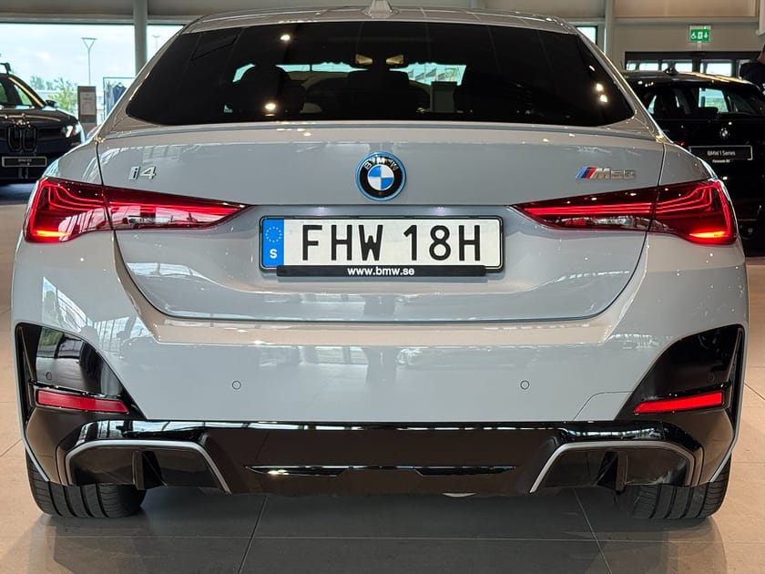 Bild 5 av BMW i4 M60 xDrive Gran Coupé H/K Elstolar Drag D/A Pro Komfortöppning