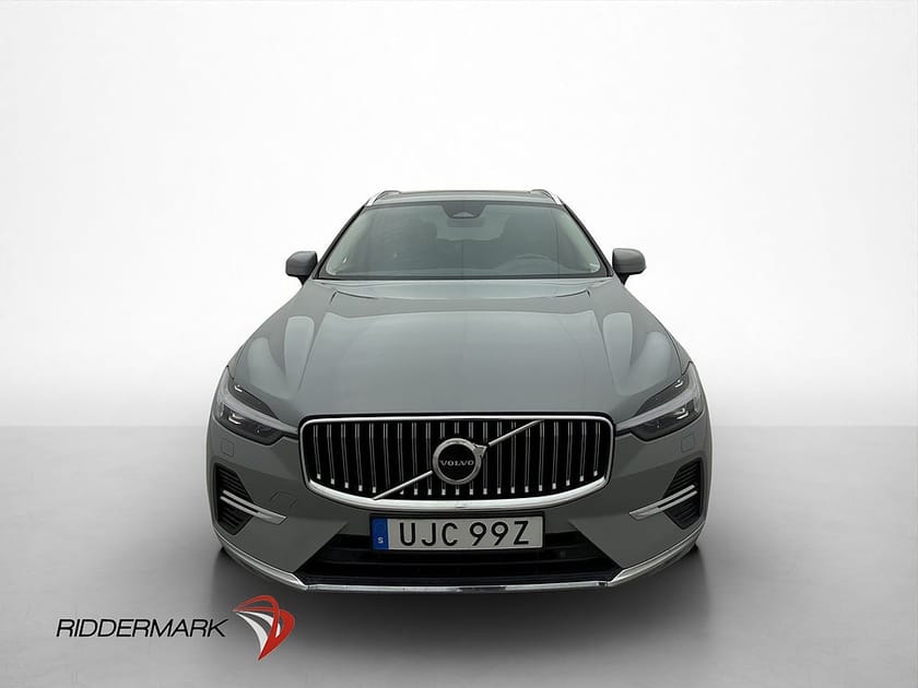 Bild 2 av Volvo XC60 T6 350hk AWD Plus Bright Värmare Pano Skinn Drag