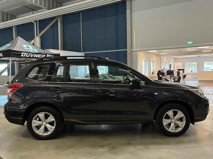 Bild 3 av Subaru Forester 2.0D 4WD | Fyrhjulsdrift | Manuell | Svensksåld