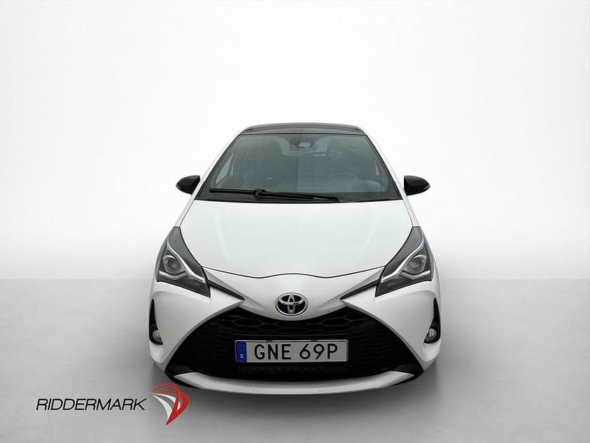 Bild 2 av Toyota Yaris Hybrid 101hk GR Sport Kamera Halvskinn