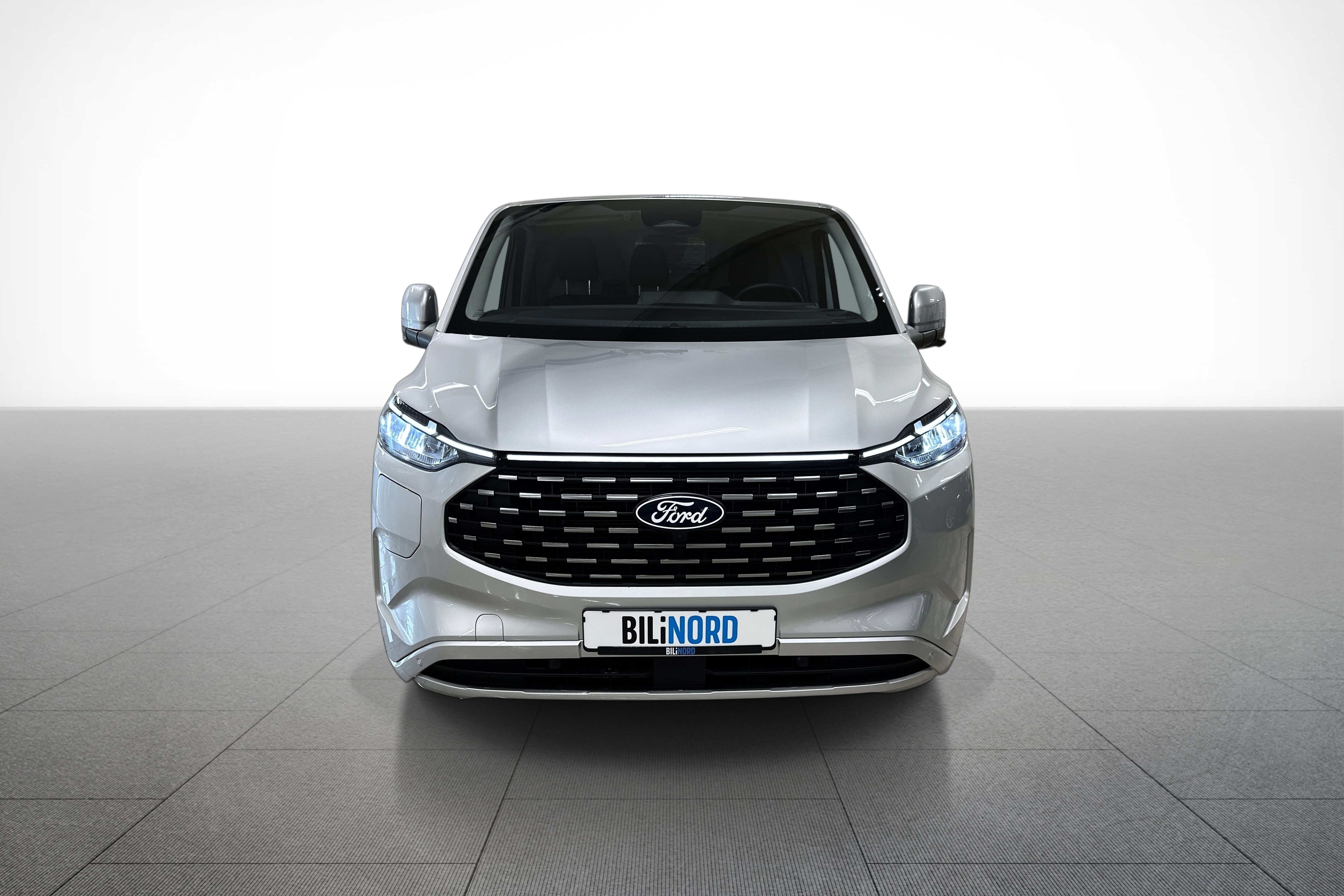 Ford E-Transit Custom 320 bilde 2