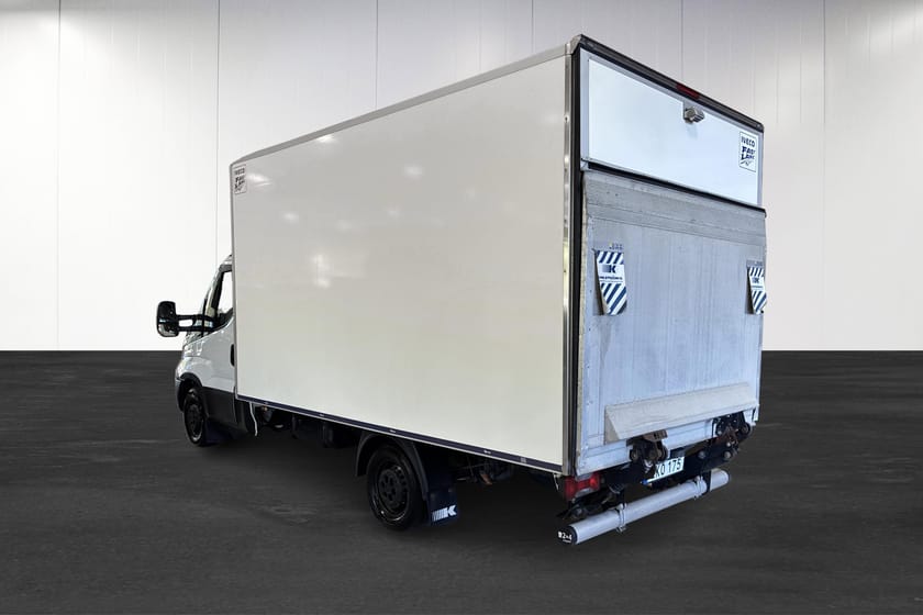 Bild 5 av Iveco Daily 35-160 Chassi Cab 35 Skåp & Lyft