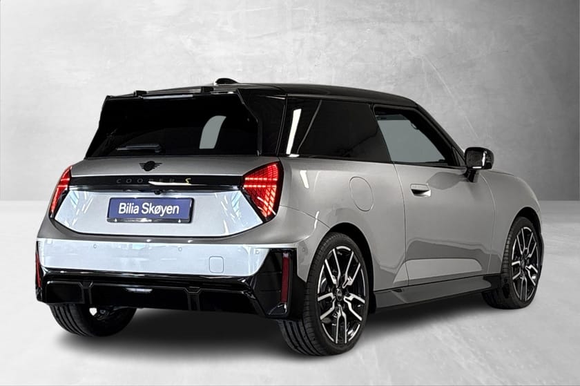 Bilde 4 av MINI Cooper SE JCW Package L, Pano, HUD, H/K, ComfAcc