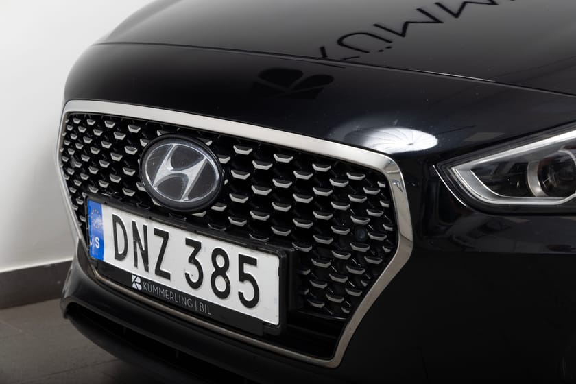 Bild 3 av Hyundai i30 1.6 CRDi 136hk Backkamera/Nav/Carplay/Blindspot