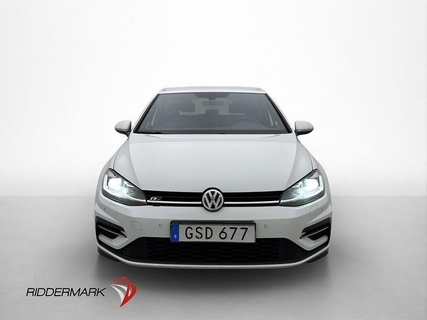 Bild 2 av Volkswagen Golf TSI 150hk R-Line Cockpit P-Värmare CarPlay