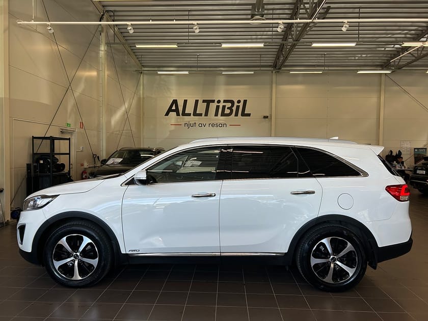 Bild 3 av Kia Sorento 2.2 CRDi AWD Business 7-Sits/Kamera/Navi/Skinn/Elstol