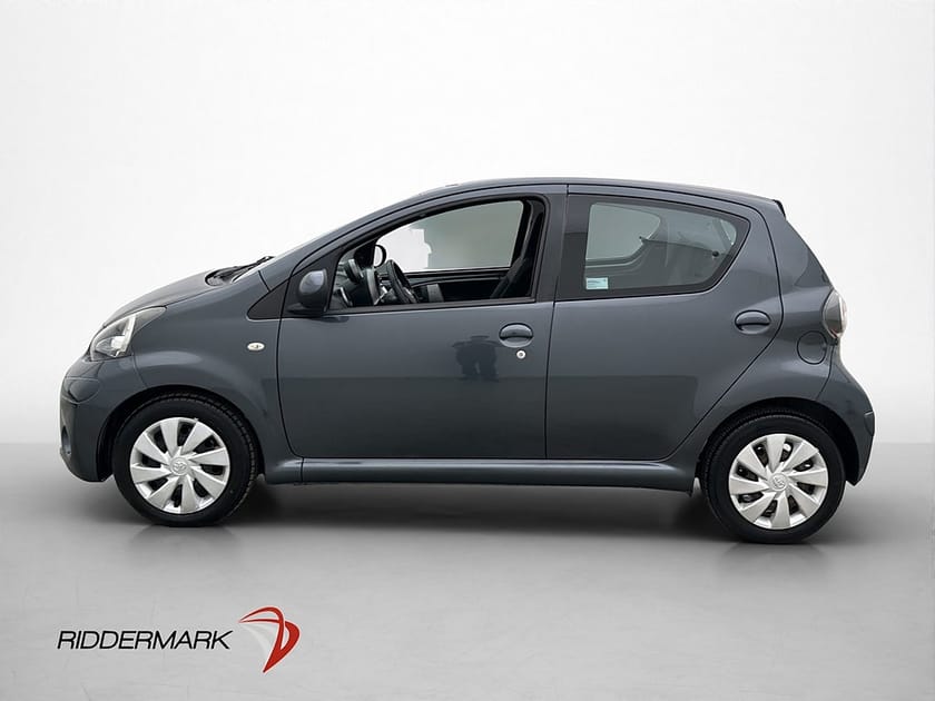 Bild 4 av Toyota Aygo 1.0 VVT-i Manuell 68hk Bluetooth 360kr Skatt