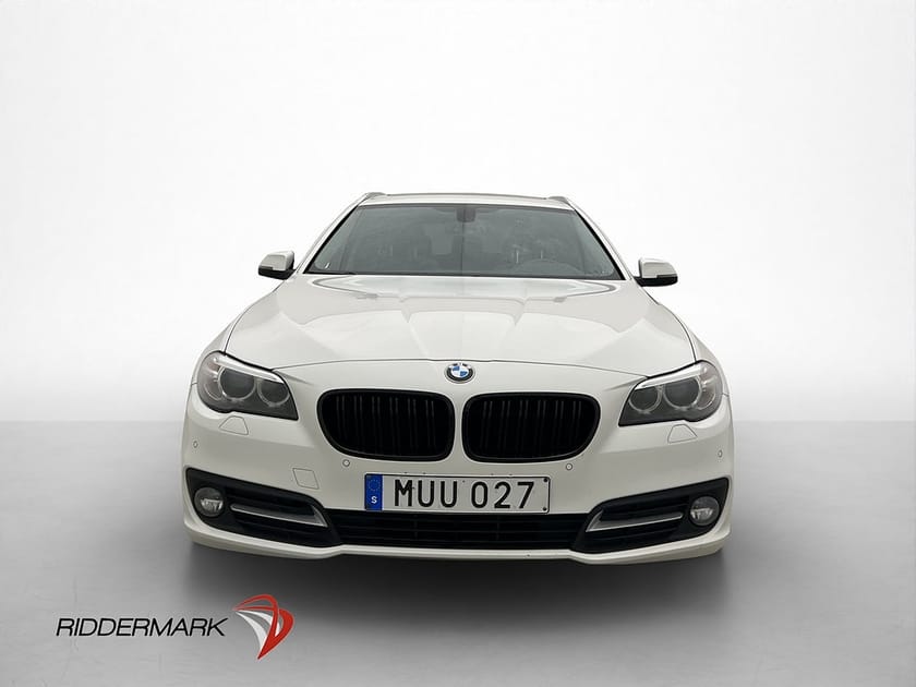 Bild 2 av BMW 520d xDrive Touring Värmare Drag Pano H/K Skinn Sensorer