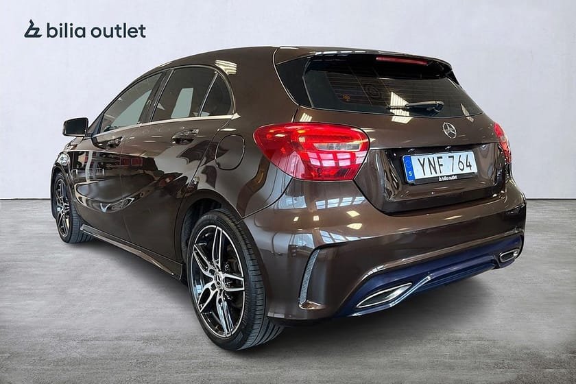 Bild 4 av Mercedes-Benz A 180 Manuell AMG Sport 122hk / Backkamera CarPlay