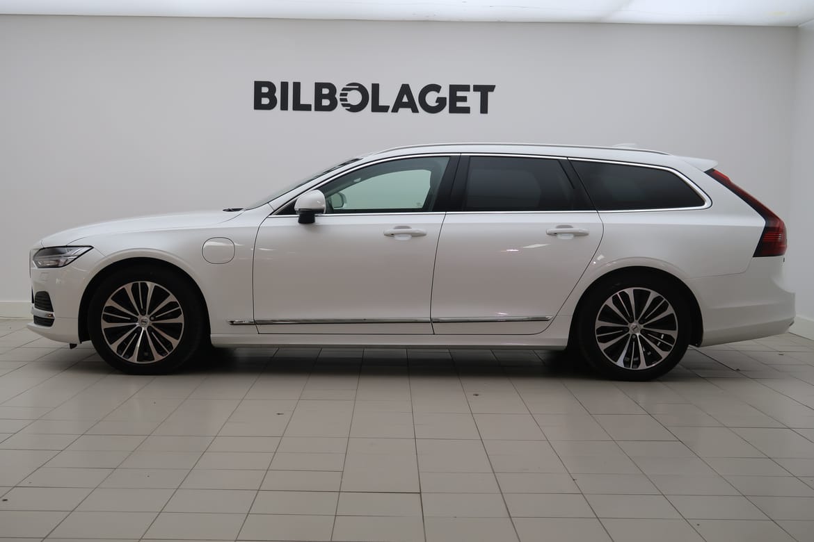 Volvo V90 2023 - miniatyr 2