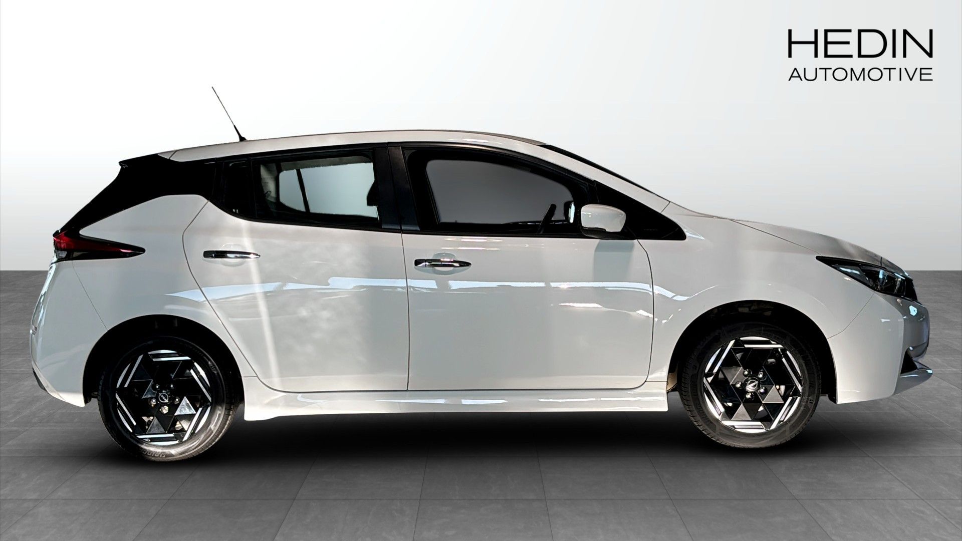 Nissan Leaf ACENTA 39 KWH 2023, bild 6/10