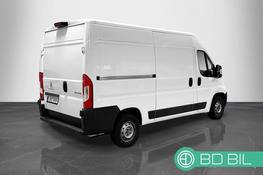 Bild 4 av Peugeot Boxer Van 2.0 BlueHDi L2H2 Backkamera Dieselvärmare Moms