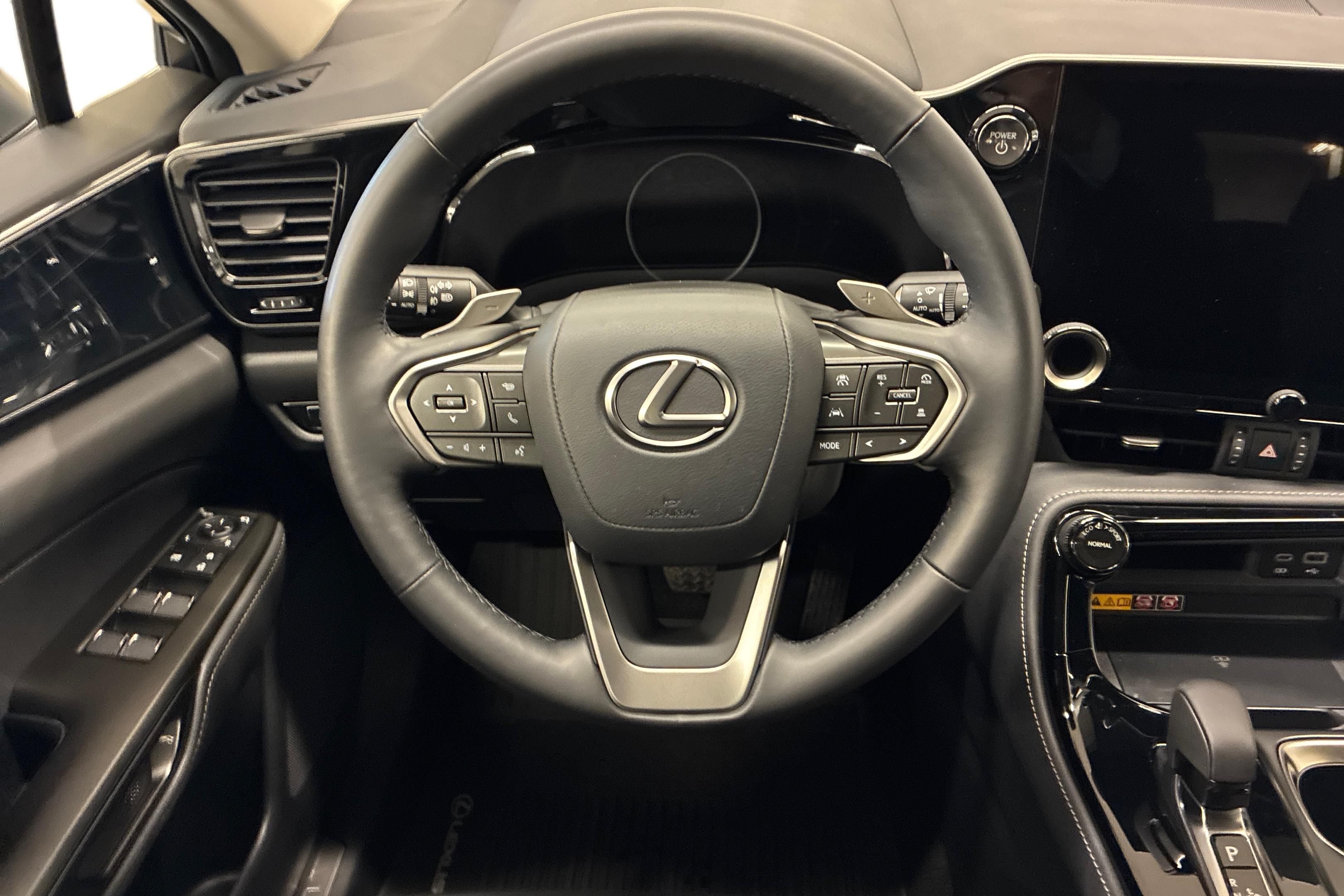Lexus NX 450h+ E-CVT, 309hp, 2025