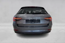 Thumnail bilde 3 av Škoda Superb Stasjonsvogn
