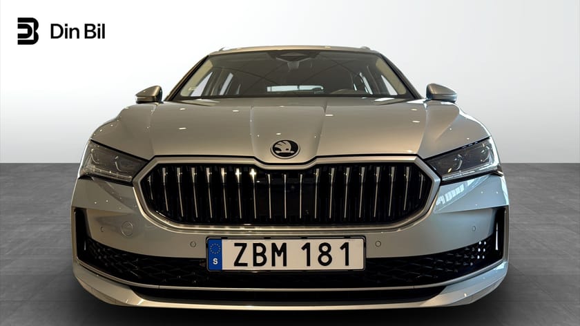 Bild 4 av Škoda Superb iV Kombi SELECTION TSI 204 DSG *Laddhybrid*