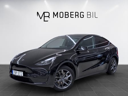 Tesla Model Y Standard Range RWD 299hk Pano Drag B-kamera