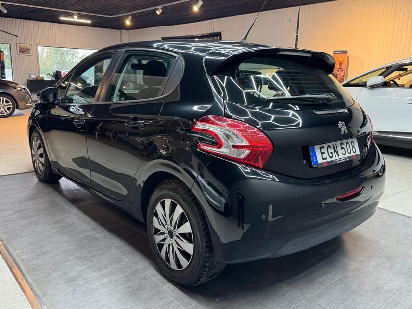 Bild 4 av Peugeot 208 1.4 e-HDi 68 8v