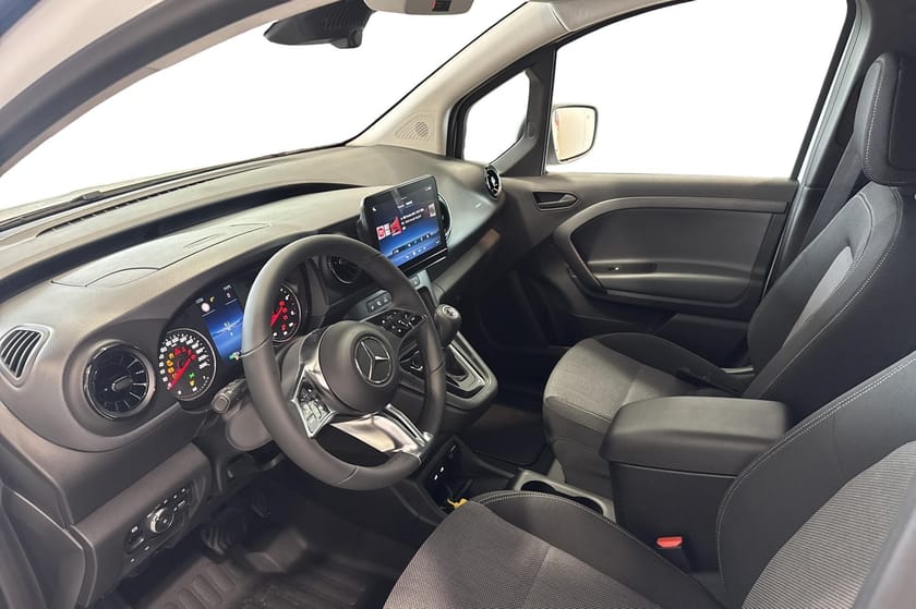 Bild 3 av Mercedes-Benz Citan 112 CDI SKÅP L2 SPECIAL EDITION