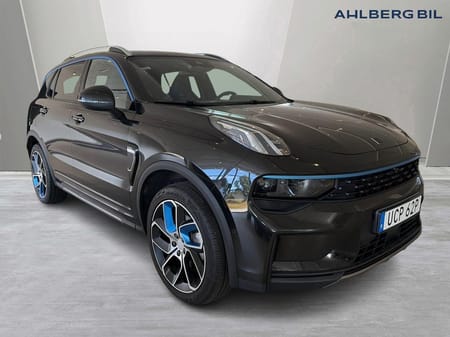 Lynk & Co 01 PHEV , Parkeringskamera 360, Panoramaglastak, Baklucka Elmanövrerad, Navigation