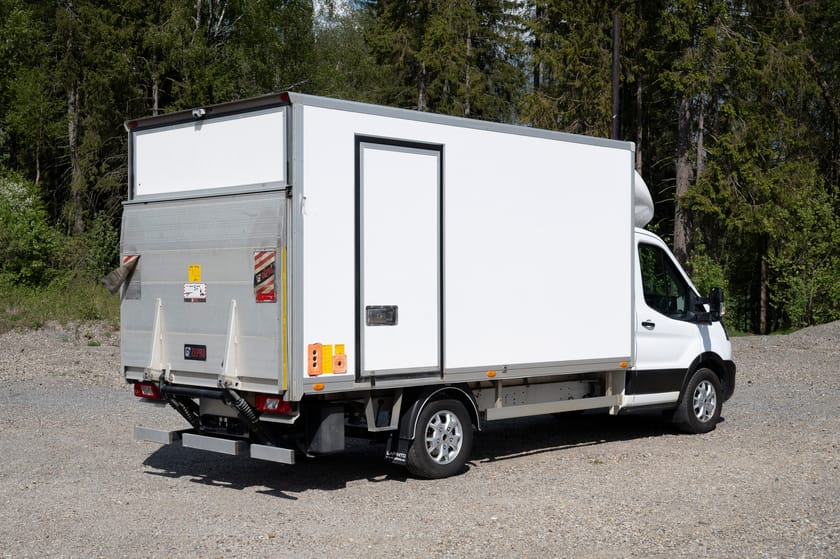 Bilde 5 av Ford Transit 350 Karosseri Cab 2,0 TDCi 170hk L3 Skap FWD aut Auksjon! Les tekst!