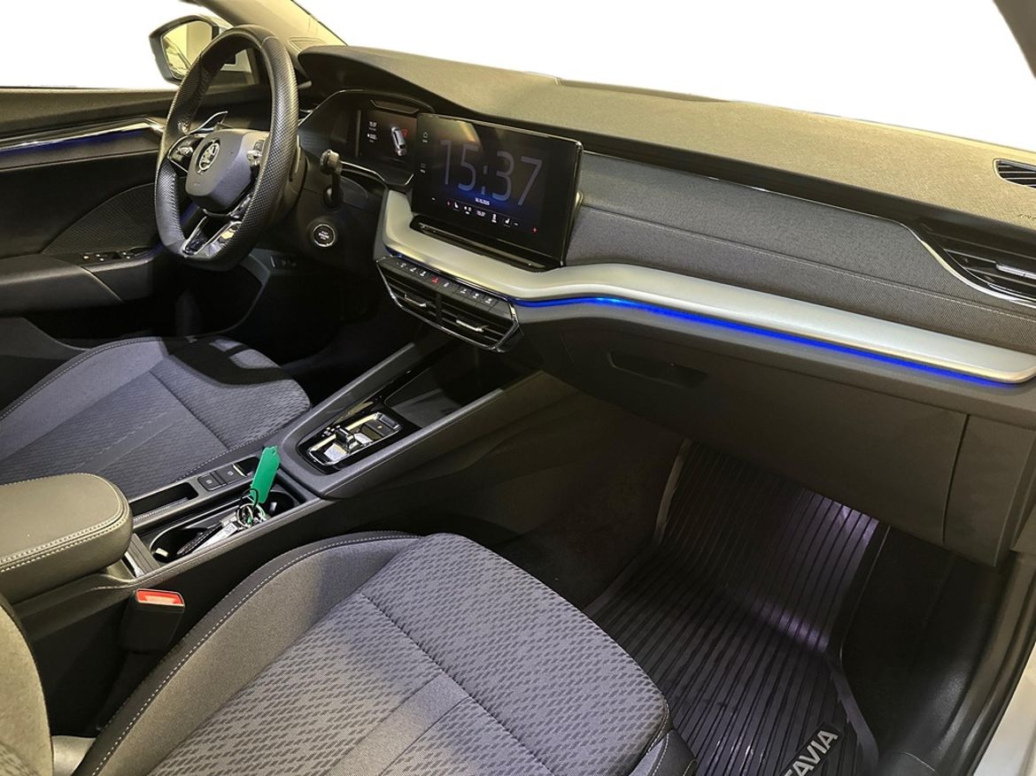 Škoda Škoda Octavia Kombi — bild 12