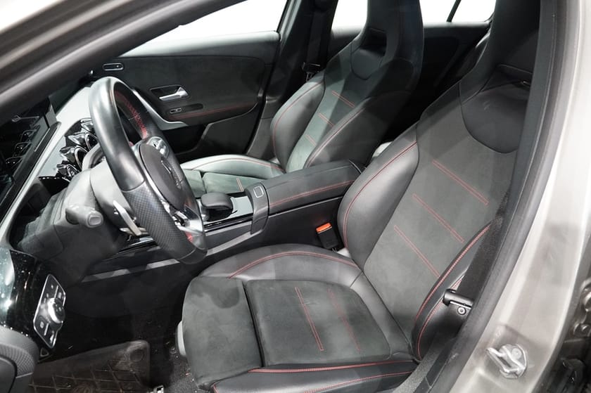 Bild 4 av Mercedes-Benz A 180 7G-DCT AMG LINE AUT