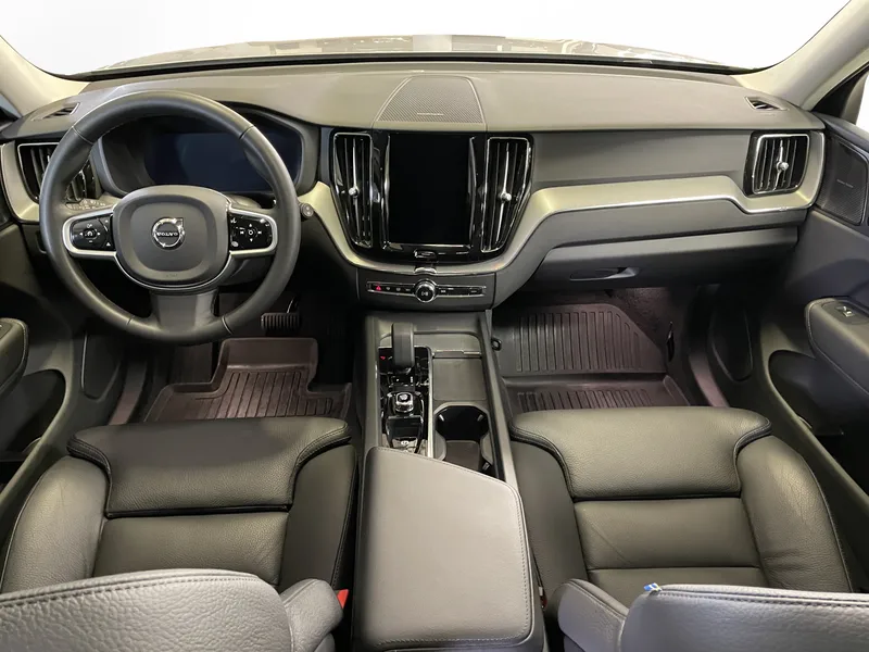Bild 9 av 13 – Volvo XC60 T6 Plus Dark Nordic Edition Plus Nordic Edition