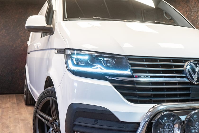 Bild 5 av Volkswagen Transporter 2.0 TDI 4M Lång | MOMS | Värm | Cockpit | 2820 kr/mån