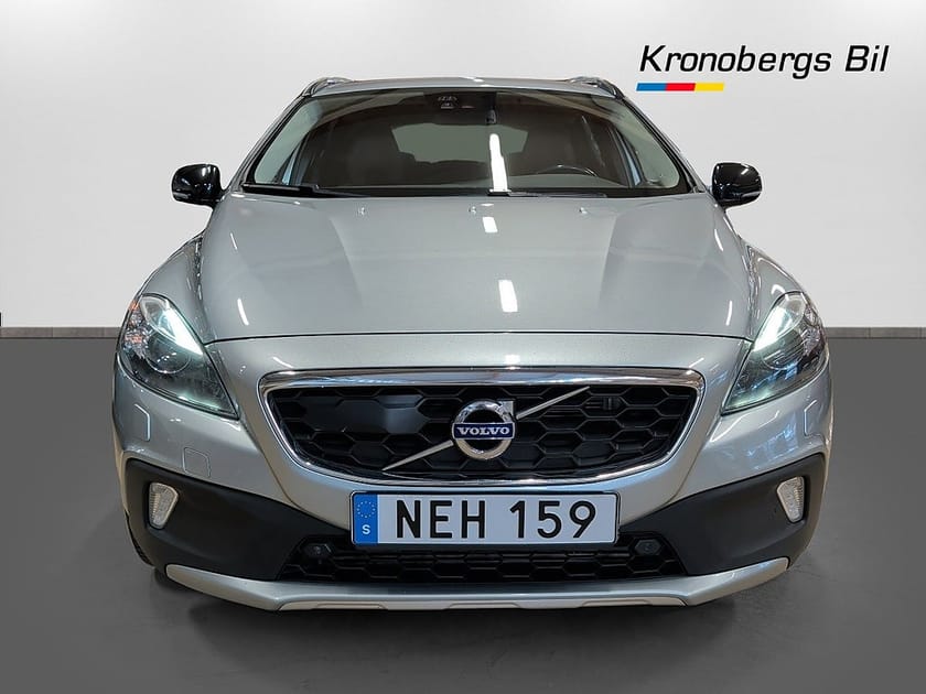 Bild 2 av Volvo V40 Cross Country T5 Summum 254hk AWD Automat