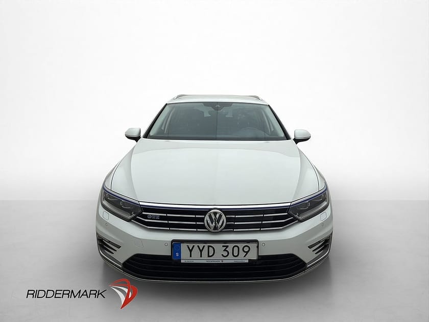 Bild 2 av Volkswagen Passat Variant GTE 1.4 TSI 360° Drag Skinn/Alcantara