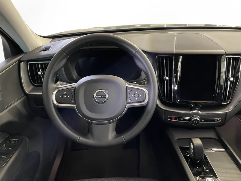 Bild 14 av 17 – Volvo XC60 T6 Core Special Edition