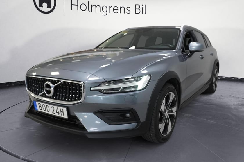 Bild 1 av Volvo V60 Cross Country D4 Aut AWD Drag 190 hk