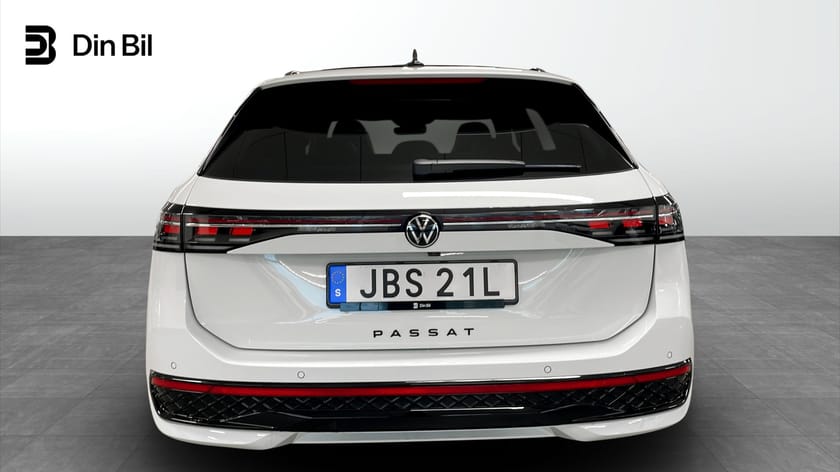 Bild 5 av Volkswagen Passat Variant eHybrid 1.5 TSI 272HK DSG / 360-Kamera & Pano