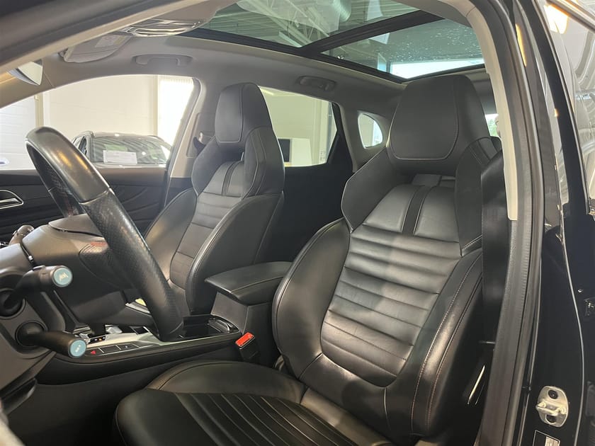 Bild 4 av MG EHS PHEV Luxury Kamera Pano Adaptiv Farth. 258hk