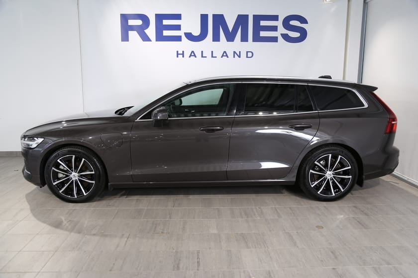 Bild 3 av Volvo V60 T6 Plus Bright Edition |Drag |Kamera |Läder |Elstol |Mörkton
