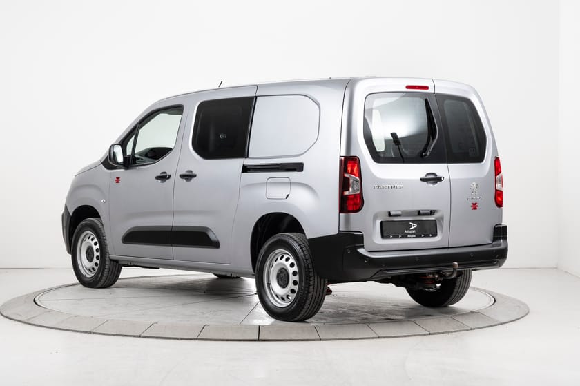 Bilde 5 av Peugeot Partner Mester 1,5 HDi 130hk L2 4x4 man Cruise/Krok/Varmer/DAB