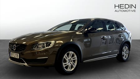 Volvo V60 Cross Country D4 AWD Momentum BE